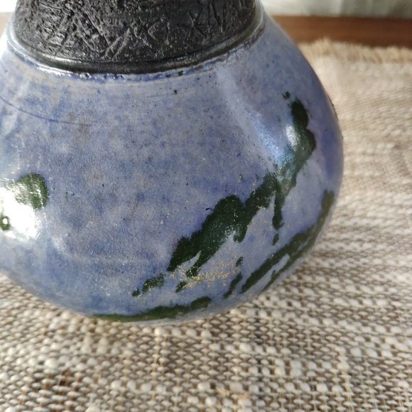Raku Vase Black with Blue and Green Glaze Vintage Pottery Signed 8.25" - Picture 9 of 9